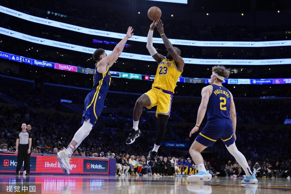 乓球赛中 乓球赛中