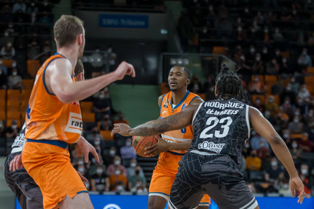 强度对抗 强度对抗